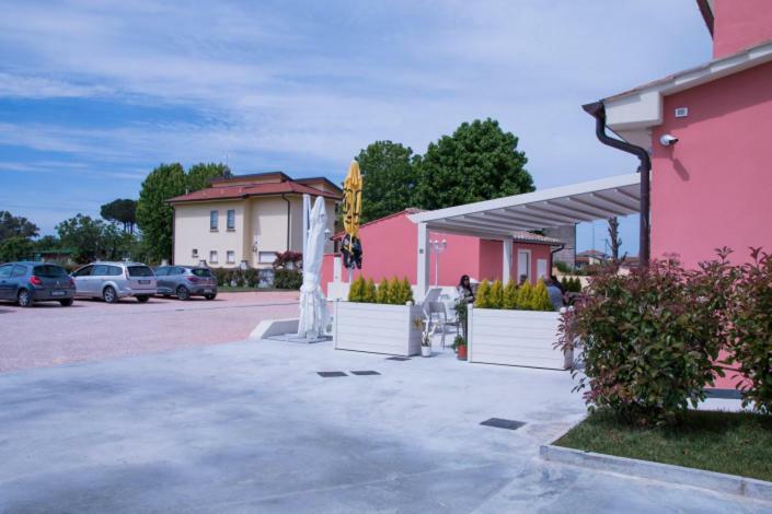 B&B Silvia Vecchiano Exterior foto